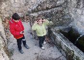 Hugo and Julia seeking